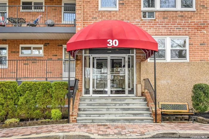 Meticulous 1 Bedroom w/ entry foyer w/ 2 closets. Well lighted Spacious LR/DR with back door to patio. Master Bedroom w/ double closet. Laundry near unit on same floor. Free beach rights. Close to all: village, train, ferry, stores, beach, golf, worship. Located in Downtown Glen Cove. Transfer fee responsibility of buyer 325 shares x 9=$2925. Taxes included in Common Charges. No Smoking or Pets Allowed., Additional information: Appearance:Excellent, Interior Features:Lr/Dr