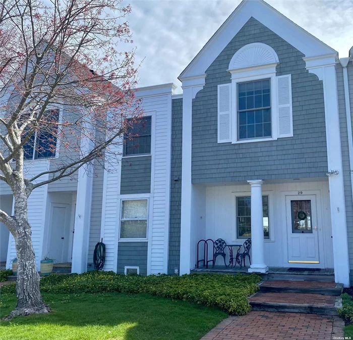*Not available for year round rent* Luxury waterfront duplex overlooking the bay. This 2 Bedroom, 2.5 Bath includes beach rights, an in ground pool and tennis court access. Close to the town of Greenport.