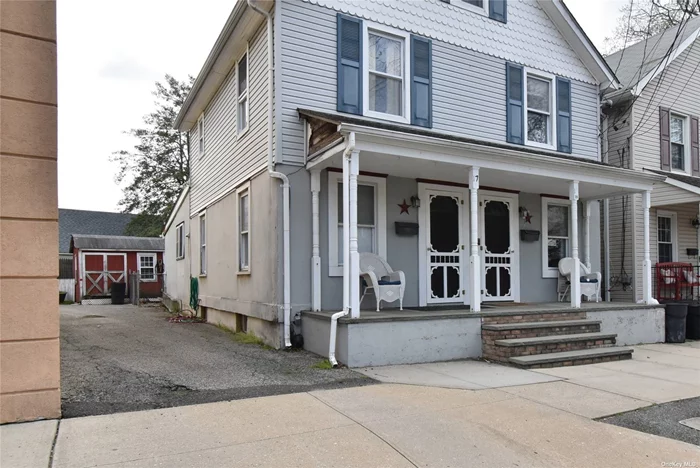 Good condition 2 family house in convenient location. One unit is rented month to month. One unit is vacant. Please call to make appointment to see the vacant unit. Do not bother tenant.