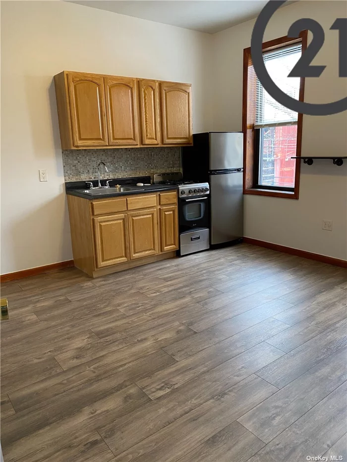 Beautiful one bedroom apartment on top floor with new kitchen and new flooring throughout the entire apartment. Close to both 30th Avenue and Ditmars Blvd. Great bars, restaurants and cafes in the area. Only minutes away from the subway. Large living/dining room which is great for entertaining. Small pet will be considered. Utilities included.