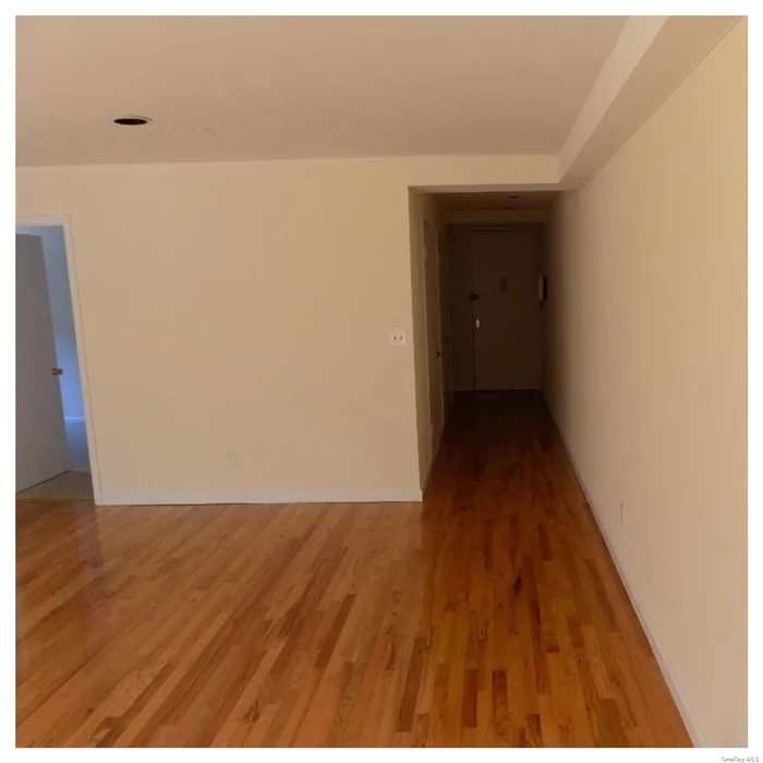 Beautiful One Bedroom Apartment in the Heart of Town Overlooking the Park. Convenient to LIRR, Shops, House of Worship and Restaurants. Washer/Dryer in Unit. This Apartment Comes With One Indoor Parking Spot.