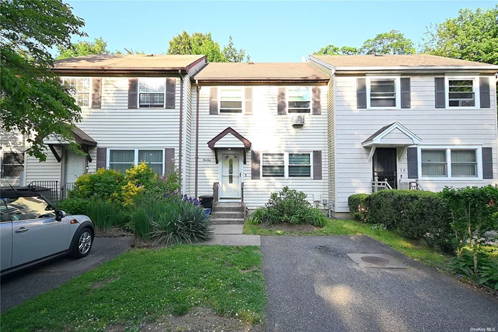 Bright & Spacious Townhome in the heart of Roslyn! Great Layout, LR/DR, EIK & FB on the Main Level, 3 Nice Size Rooms and FB on the 2nd Floor. Full Basement, Finished, Laundry Room, Huge Room great as 2nd Den, Tons of Storage! Kitchen was Renovated 2013, Windows Replaced in 2011, Bathrooms done between 2011 & 2017, Water Heater 2011, Oil Burner 2012, Home has French Drain System fully waterproof. Private Cul-da Sac , Close to Everything!