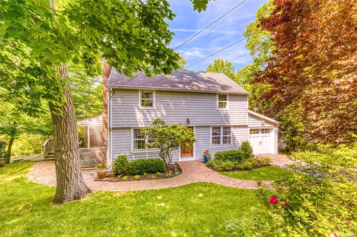 Updated colonial perfectly located in Manhasset Bay Estates. Lovely 3 bedroom 2.5 bath with tons of updates including new kitchen/appliances, full house generator, and so much more. Around the corner from Pine Street Park, close to town and train. Beach association and mooring with dues. Move right in!!