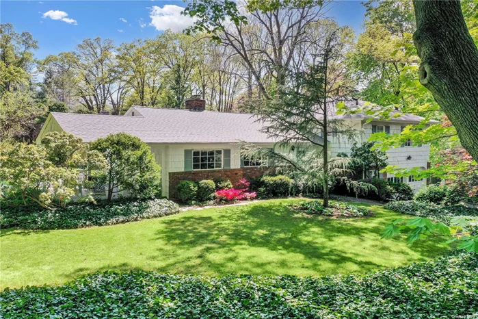 It is RARE to find an acre property, in this Historic Red Spring Colony in what it is know as The Gold Cost of Long Island.   Even more rare that it is on a quiet cul-de-sac surrounded by nature, the sound of birds and private beach access like this one. Eat-in-Kitchen is 24&rsquo;,  Living room -dining room is 34&rsquo;, The sunroom/den is 25&rsquo; w-3 French doors all in It&rsquo;s original & pristine condition. If you like privacy, quiet peace & tranquility & a love for nature all set on a lush acre, THIS it is a TRUE find!