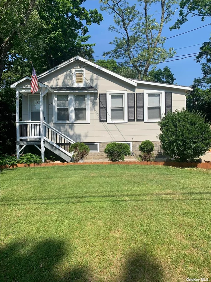 2 bed, 1 bath cottage or rent in Miller Place school district with large kitchen and private yard. Utilities not included. Tenant responsible or basic lawn care. No pets / no smoking.