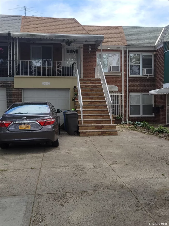 Brick 2 family house.Nice backyard with access from both apartments.Close to LGA, transportation and more.