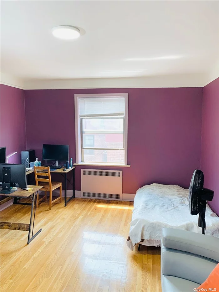 Beautiful newly renovated one bedroom coop apartment in Flushing downtown,  it is large and bright bedroom and living room, excellent and move-in condition, kitchen and bath all has windows. low maintenance. close to 7 train and bus.