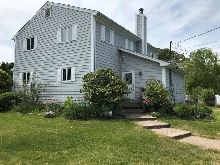 2 Story in desirable private bay beach community. This 2 story is 100&rsquo; to sandy bay beach and boat slip. On the 1st floor Large Living Room, Eat in Kitchen, Formal Dining Room, Den/Office and 1/2 bath. 4 Bedrooms and full bath on 2nd floor. Solar panels owned not leased. Central air.