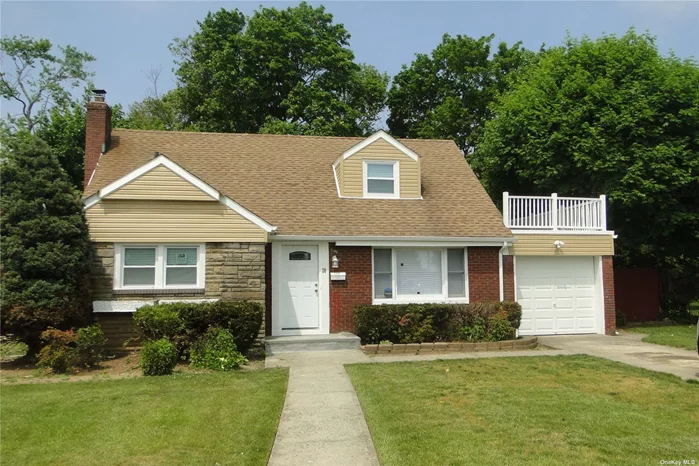 THIS HOME HAS IT ALL. 5 BEDROOMS, 3 BATH. DEN, IN GROUND POOL, CHANGING ROOM. ALL RENOVATED. JUST IN TIME FOR SUMMER. NEW APPLIANCES, WOOD FLOORS, SIDING