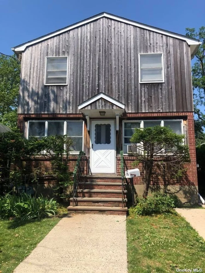 Light and Bright Two (2) Bedroom, 1 Bath Apartment on Second Floor. Living and Dining Room have Cathedral Ceiling and Sky Lights for plenty of natural sunlight. Washer and Dryer conveniently located in the unit, Central Air Conditioning, abundant closet space and hardwood floors throughout. Oversized Deck great for outside dining and BBQ. Pet Friendly and Driveway Parking. Close to Manorhaven Community Park, Beach and Pool.