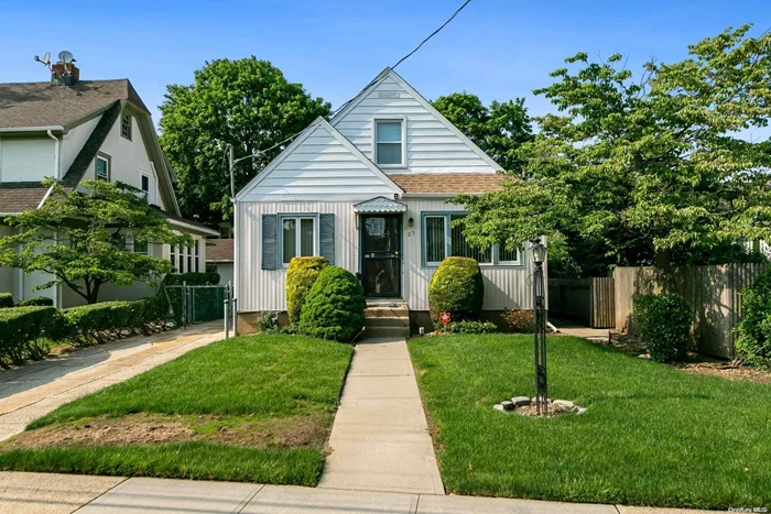 MINT CONDITION DOLLHOUSE - Living room, Dining Area, Kitchen, Updated Bathroom(W/ Tub), 2 Bedrooms (1st Floor) Plus Full Finished Basement... Laundry Room - FULL ATTIC ready to be finished- Gleaming Hardwood Floors throughout-Private rear Yard with Patio & Driveway . DONT MISS THIS ONE!