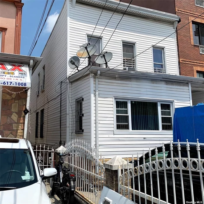PRIME LOCATION CLOSE TO ALL.deliver vacant// R6B ZONED DET 2 FAM HOUSE 20X51 WITH HUGE LOT --ABOUT 24X131.//PRIVATE DRIVEWAY WITH 2 PARKING SPACES// 3 BED 2 BATH EACH FLOOR// 2 ENTRANCES FOR FULL FINISHED BSMT//2 HEATING ZONE 2 BOILER// fully renovated at 2012, renovated down to the studs A TOTAL OF 6188 SQFT CAN BE BUILT EXACTLY AS THE BORDERING NEIGHBOR( CONSULT ARCHITECT). All Information Is Deemed Reliable But Is Not Guaranteed. Buyer Is Advised To Independently Verify The Accuracy Of All Information.