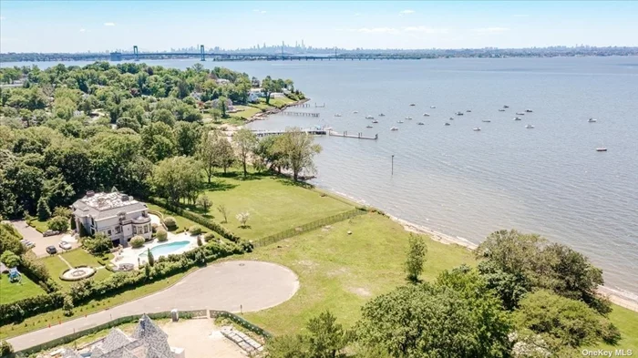 Magnificent Westside Waterfront With City/Bridges Views And Glorious Sunsets. Build Your Dream House On This Amazing 60, 000 Sq. Ft (1.5 KPT Acre) Property On A Private Cul-De-Sac. Permit for a Dock is in Place.