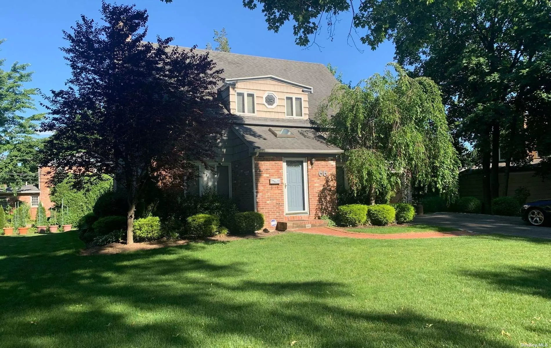 Exceptional opportunity to live on one of the best blocks in East Hills Strathmore. Beautiful property and great location. 3-Bedroom, 2.5-Bath Colonial with attached garage and full basement. Great potential.