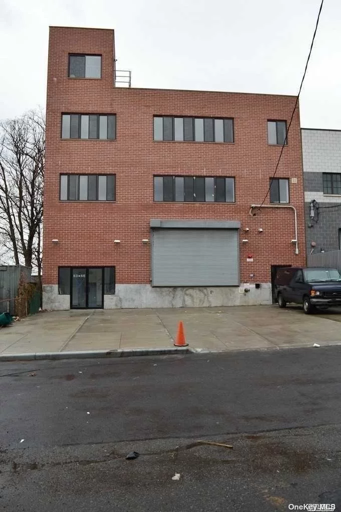 Brand New 3 Story Brick Building With Parking Lot. Prime Location With Convenient Access Throughout Queens, Manhattan Bridges & Highways. Got C of O. Ready To Go. Ideal For Professional Office, Warehouse Or Place Of Worship. Easy Showing *********