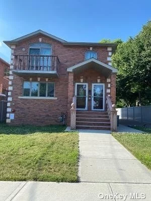 3 Bedrooms ad 2 Bathrooms. Bright and Sunny 1st Floor. Beautiful Hardwood Floors. Washer and Dryer. Large Closets. Electric plus Central A/C and gas heat paid by Tenant.