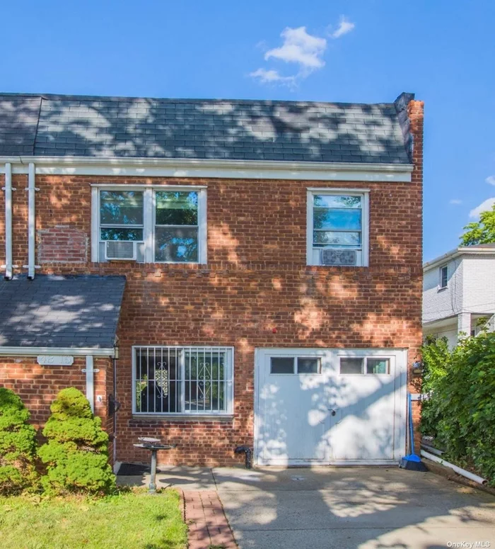 Excellent Condition Colonial Brick SD 1 Dwelling.3 Bedroom 1.5 Bath.Hardwood Floors Granite Countertops, Attached Garage.Large Backyard With 2 Storage Shed.Conveniently Location Near Shopping Transportation. Q31, Q27, Q76