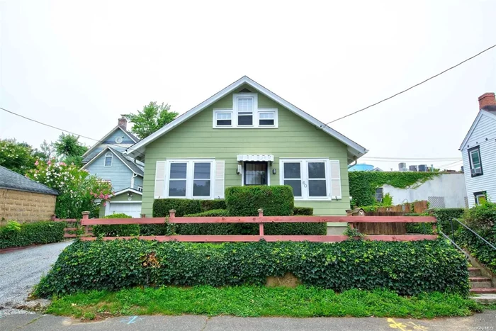 A Move in the Right Direction...Charming Village Cottage offering Living Room, Formal Dining Room, Eat-in-Kitchen, recently redone Full Bath and 2 Bedrooms on the first floor. Second floor consists of a Bedroom, Study and ample storage. Full, unfinished Basement, hardwood floors throughout, 1 car detached Garage....Let there be light.....a large stand-up generator is included! North Shore Schools, Beach Privileges