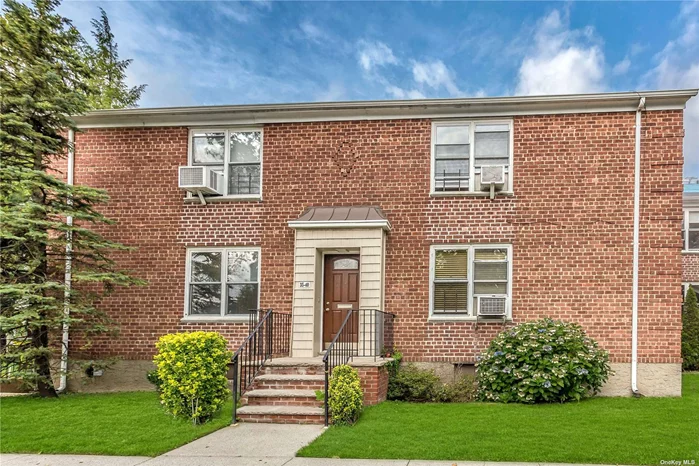 Beautifully Renovated 2 Bedroom Upper Unit At Baydale! Bright Living Room/Dining Room With Custom Lighting & Hardwood Floors, Kitchen Includes Quartz Countertops And Stainless Steel Appliances. No Flip Tax, Cats Allowed, School District 26. Close To, Long Island Railroad And Highways.