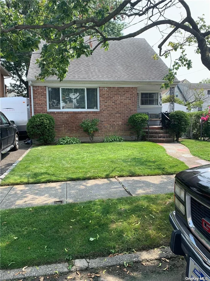 Charming 4 BR 1 Bath Cape In The Heart Of Bayside. Ideal For Customization. Close Proximity To Shops, Bars, Restaurants, Coffee Shops, Places Of Worship And Parks. Close To Major Highways: Clearview Expwy And Northern Blvd. Call Now, Will Not Last!