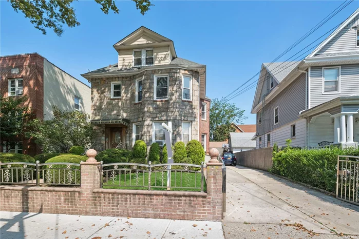 Legal 3 family Detached Brick Home in excellent Condition in Richmond Hills, Queens. 60X100 lot, 20X50 building size. Great income producer. This House has many updates. 1st floor: 3 Large bedrooms 1.5 bath, closets, high ceilings. 2nd floor: 3 Large bedrooms 1.5 Bath, closets. 3 floor: 1 bedroom, 1 bath, closets. Full Finished Basement with separate entrance. One car Detached garage with private long driveway for up to 4 cars. Don&rsquo;t miss this opportunity to own this rare oversize home that is ideal for a large family or investment. Near Major public transportation, restaurants, parks, schools, JFK airport. Won&rsquo;t Last!!!