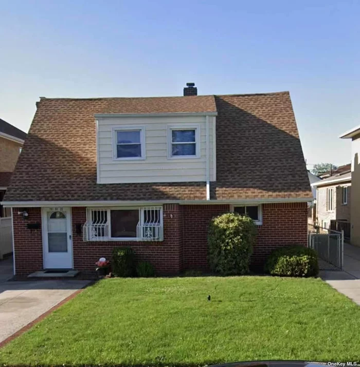 Great Location Detached Legal Two Dwelling On Extra Deep Lot 43.25 x 150, Large Back Yard With 2 Detached Garage And Long Driveway. Separate Entrance, Tenants Pay Their Heat & Hot Water. Very Conveniently Located In Whitestone, Near Shopping, Buses, Highway.