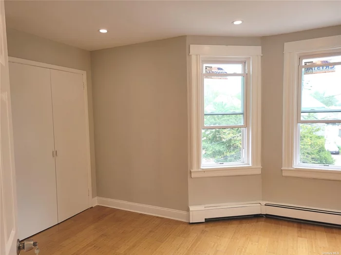 Recently Beautifully renovated the entire apartment, including but not limited to a new bathroom, kitchen, appliances, windows, hardwood floors, electrical, heating system, recess lighting, etc.