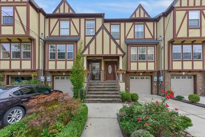 BEAUTIFUL MODERN SCRANTON GABLES DEVEOPMENT, TUDOR STYLE ATTACHED TOWNHOUSE. *EQUIPPED WITH HARDWOOD FLOORS *ATTACHED GARAGE WITH PARKING *PRIVATE FENCED BACKYARD *MASTER BEDROOM WITH EN-SUITE BATHROOM *3.5 BATHROOMS *CLOSE TO LONG ISLAND RAIL ROAD *30 MINUTES COMMUTE INTO NYC *BUILT IN 2010