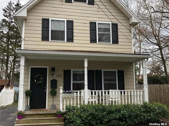 Charming 3BR 2 BA Colonial on Oversized property! LOW LOW TAXES!! FABULOUS FIND!!