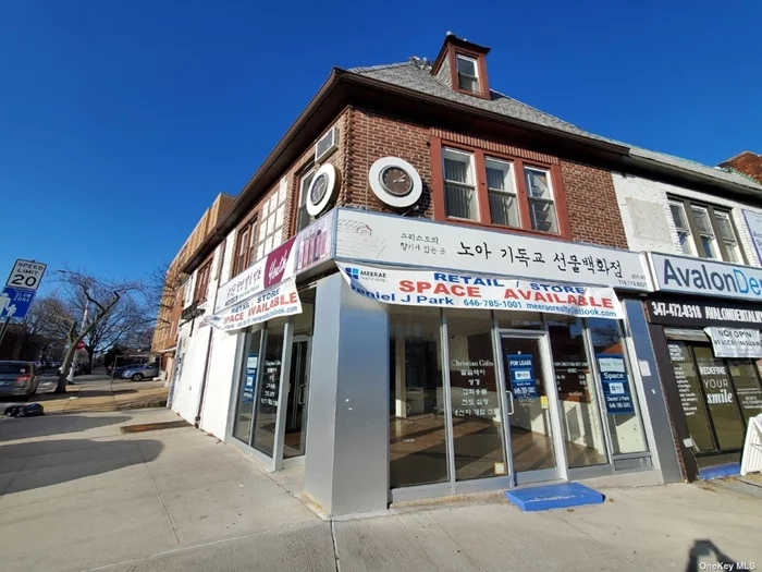 Highly visible corner ground floor retail space on Northern Blvd in Bayside. Recently renovated 1400 Sqft ground floor commercial/retail space + full basement space. Newer HVAC system, plumbing & electric update. Gas lines & exhaust ducts exist. Very competitive rental rate of $42/Sqft for Northern Blvd retail space. The tenant is responsible for 50% of the total yearly RE tax.