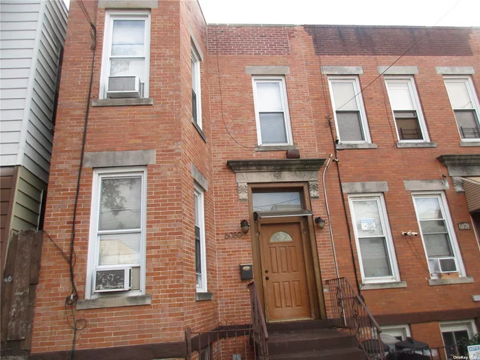 This newly listed brownstone style has been renovated top to bottom. The 1st floor and basement are family occupied and will be vacant - no representations on second floor. Basement has separate outside entrance. MOVE IN CONDITION! - private rear yard. Quiet tree lined street near to Metropolitan and Flushing Avenue transit.