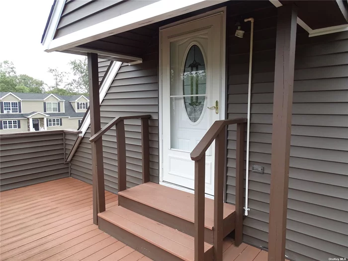 Fresh paint and new carpet. Sunny Bright 1 Bedroom Apartment. Easy Access To Nichols Road. Nearby Stony Brook University And Suffolk Community College. Plenty Of Storage Space And Private Deck.