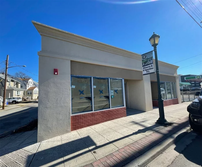 Prime Location On Busy Main Street. 2, 000+/-SF With Parking, Newly Renovated Medical offices: Urgent Care/Dialysis/Amb Surg/Infusion Centers. Space Consist Of Waiting Room, 5 Exam Rooms, Handicap Accessible Bathrooms, High Tech Lighting Throughout, Security System In Place.