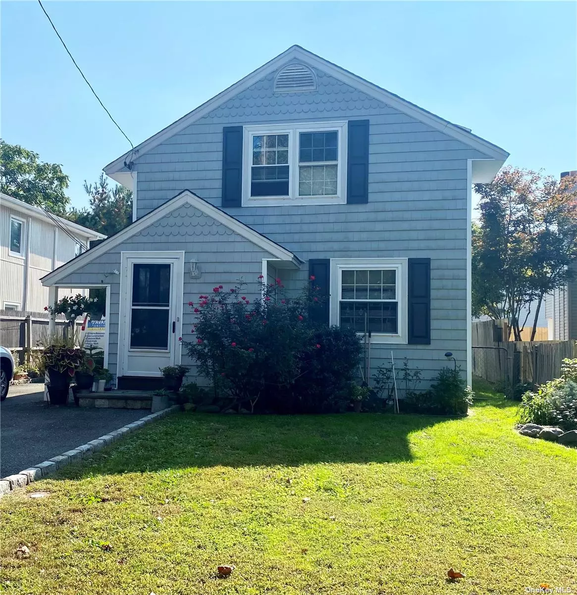 Great investment opportunity in Manhasset Isle. This 2 family home is situated in a private setting with lovely views. Each unit offers 2 bedrooms and 1 bath and are similar in layout. The second floor was renovated 2 years ago, the first floor needs updating and is currently rented. This home offers a great back yard, 1 car garage, lots of parking and very convenient to public transportation and shopping.