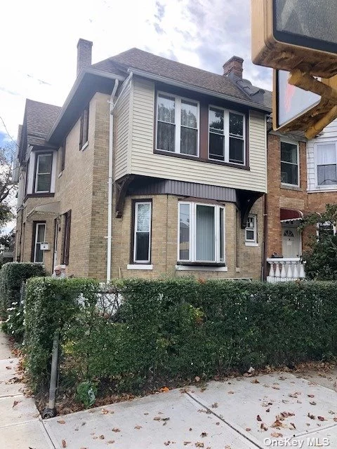 Lovely 1 family home with four bedrooms, very sunny and bright house with full basement Private garden, new windows, updated gas heat. Formal dining room. Beautiful moldings and hardwood floors.