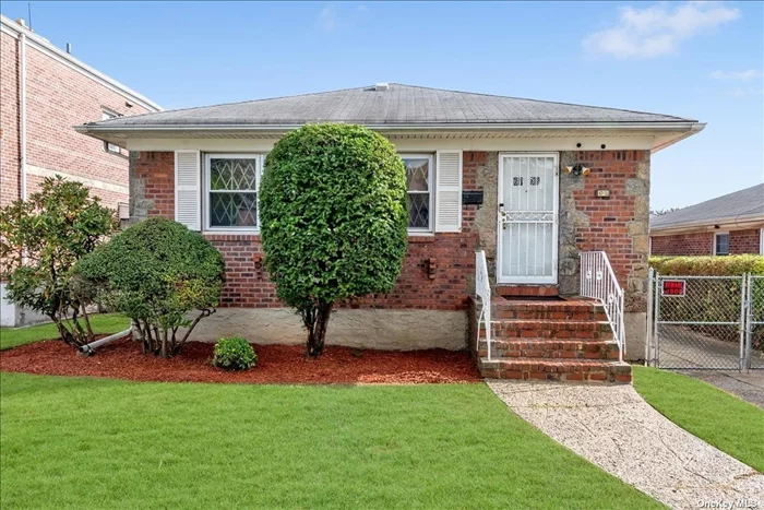 Just arrived- Detached, fully brick 3 bedroom, 2 bathroom ranch style home in prime Fresh Meadows location. Great opportunity to expand or rebuild. SD 26 . Convenient location close to shopping, schools, highways, and transportation. Call for showing times!