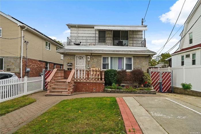 Beautiful Detached 2 Family Brick House In Bayside. New Hardwood Floor ( 2019). Newly Renovated Bathroom & Full Finished Basement With Separate Entrance. 2 Car parking in the front. Close to LIRR, Two Block to Northern Blvd, Q12, Q13. Easy Access To All Highways. Great for Owner&rsquo;s use or investment.