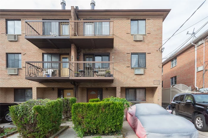 Fabulous 1 bedroom apartment located on the 3rd floor. Features hardwood floors, updated kitchen and bathroom and balcony so you can be outside. Tenant pays all utilities.