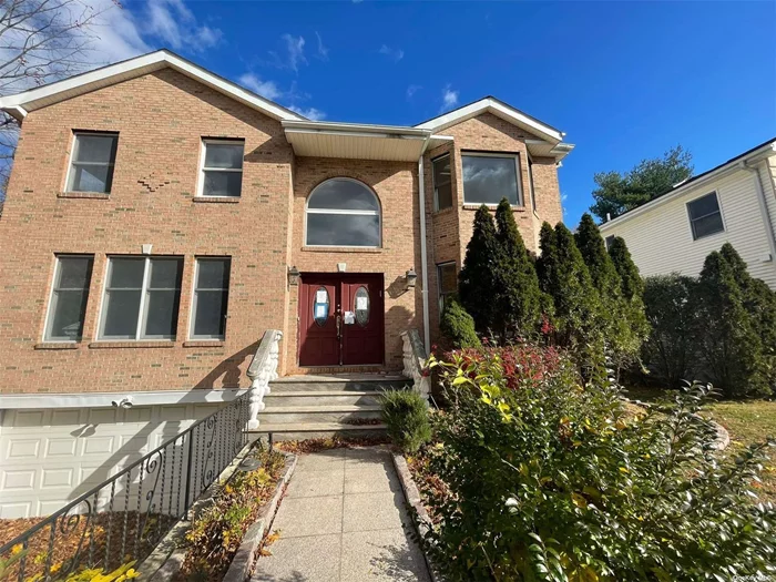 Detached Single Family Colonial With Attached Two Car Garage And Full/Finished Basement Located In The Great Neck Section Of North Hempstead. Property Features A Living Room, Dining Room, Kitchen, Four Bedrooms, Three Full Bathrooms, And One Half Bathroom.