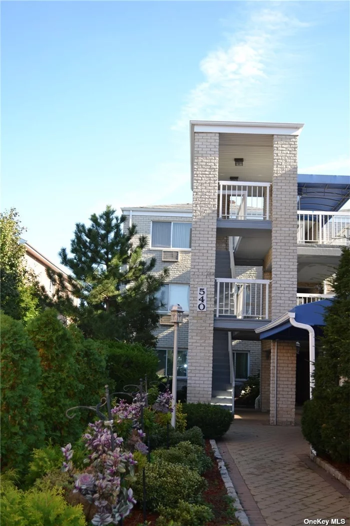 Beautiful waterfront 2 bed, 1.5 bath condo at Beach Cove North Development with amazing views! Throggs Neck/Country Club area. This updated condo unit features wood floors throughout, granite counters, SS appliances, and a fireplace in the living/dining area. The master bedroom features a walk-in closet and on suite bathroom. Includes a private shared deck area with gazebo overlooking the bay. Also includes private parking and laundry in unit. Centrally located near major transportation, parks, golf and pool clubs. Pet friendly!