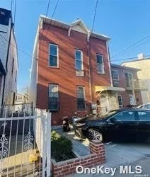 excellent condition, unit on 2/F 3 bedroom 2 bath big balcony and finished attic, walk to subway 5 mins, utilities not included