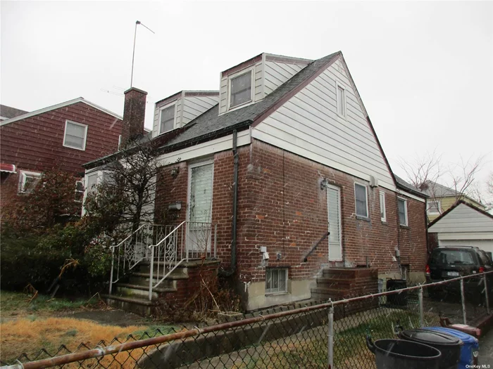 SALE IS SUBJECT TO COURT APPROVAL - - GUARDIANSHIP. THIS HOME IS IDEALLY LOCATED BUR NEEDS T.L.C. INSIDE AND OUT. PRICED ACCORDING TO CONDITION.SOLD AS IS. THE CONTRACT IS SUBJECT TO OPEN BIDDING IN THE COURTHOUSE.
