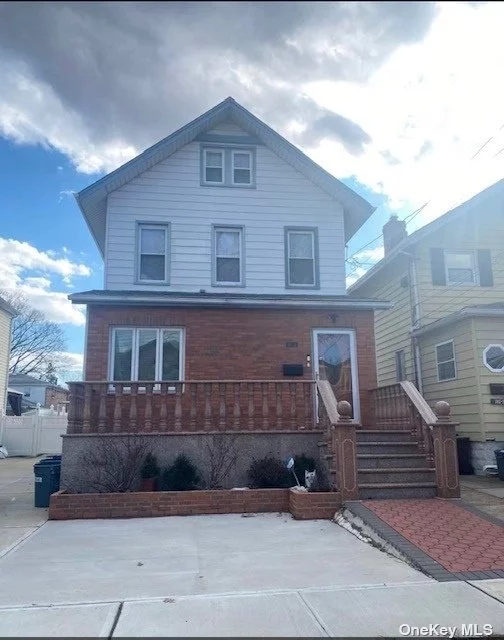 Newly Renovated 1 Dwelling House. It&rsquo;s Easy To Convert To 2 Dwelling With R3A Zoning. Total 6 Bedrooms 3.5 Bath, There Are All Separate Entrance To The 1 Fl, 2 Fl And Basement. A Large Garage Can Park Up To 5 Cars, Big Backyard