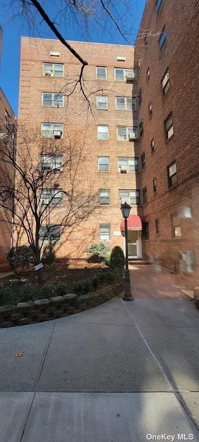 Beautiful and Spacious One Bedroom Apartment For Rent in Great Area of Forest Hills. This Beautifully Renovated Large Apartment Features a Bright Living Room, New Kitchen with Stainless Steel Appliances, New Bathroom, Hardwood Floors and Ample Closet Space. All Utilities Except Electricity Included. Live-in Super and Laundry On Site. Just Minutes Away From Transportation 67th Ave Station M&R Trains.