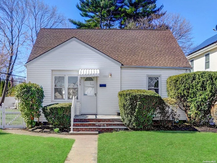 Welcome to this Alluring Expanded Cape House in Bethpage sitting on an extra big park like lot on a mid-block location. On the 1st level you will see an Open Concept Living Room with hardwood floors, a Modern Kitchen with SS appliances with Porcelain Tiles up to Formal Dining room with Scenic View outside, 2 Bedrooms and 1 Full Bathroom. Going up to the second floor you will see 2 bedrooms with skylight and 1 Full bath. High-hats all over, marble floors in kitchen & basement. Fully finished basement with Laundry Room. What are you waiting for!! Come and see!!