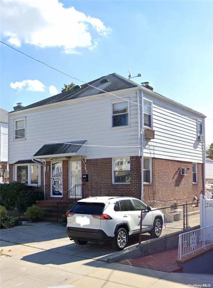 Close to LIRR, , School , Bus Q12, Q13, Q27, N20