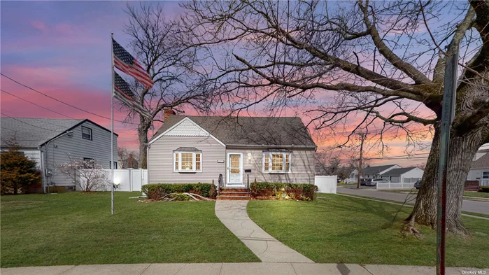 Beautiful Hicksville cape featuring 4 bedrooms, 2 full bathrooms, Updated kitchen with SS appliances, updated baths, hot tub, forced hot air, energy star windows, unfinished basement (blank canvas set it up they way you want) and an entertainment back yard.