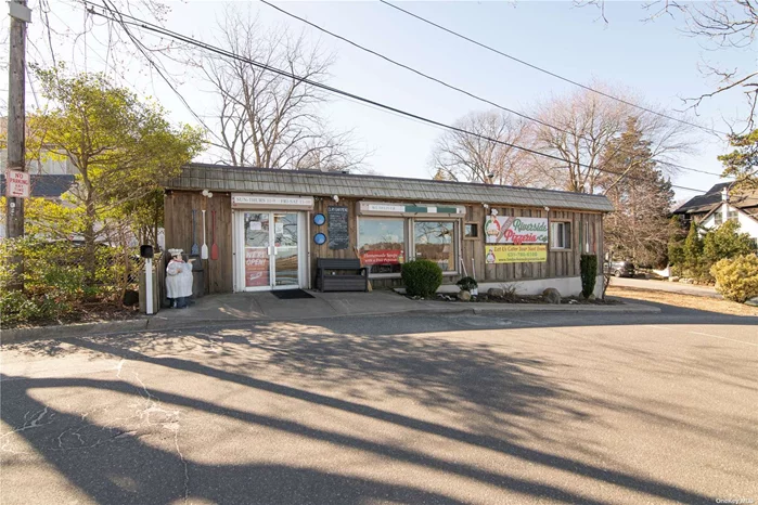 Unique Opportunity To Own This Investment Property With An Established Pizza Place. There Are Amazing Views Of Nissequogue River From This Turn-Key Building. The Restaurant Equipment Is Included With Sale. Zoned Multi Use With The Town Of Smithtown. 2 Separate Gas Meters For Business And Apartment. 3 Grease Traps, 200 Amp Service With Generator Hook Up.