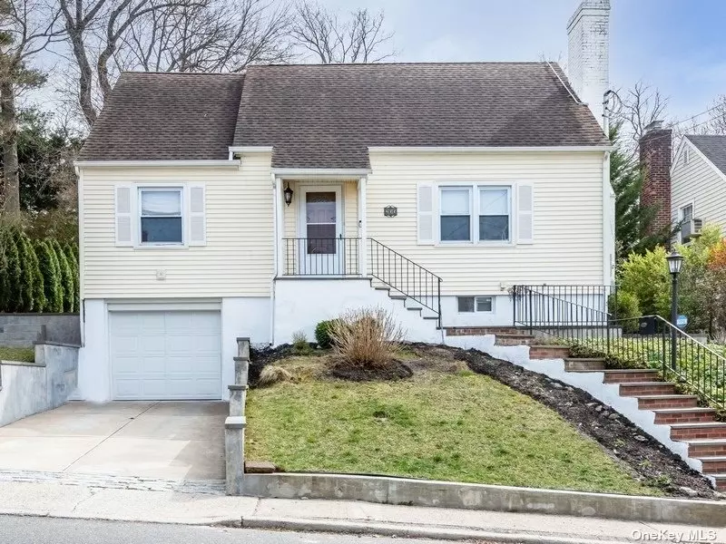Welcome to Manhasset! Charming Cape Cod home offers open floorplan, 4 bedrooms, and easy living with a location close to train, town & Manhasset High School. Private rear property. Successful tax grievance in place. Move right in and enjoy all Manhasset has to offer!