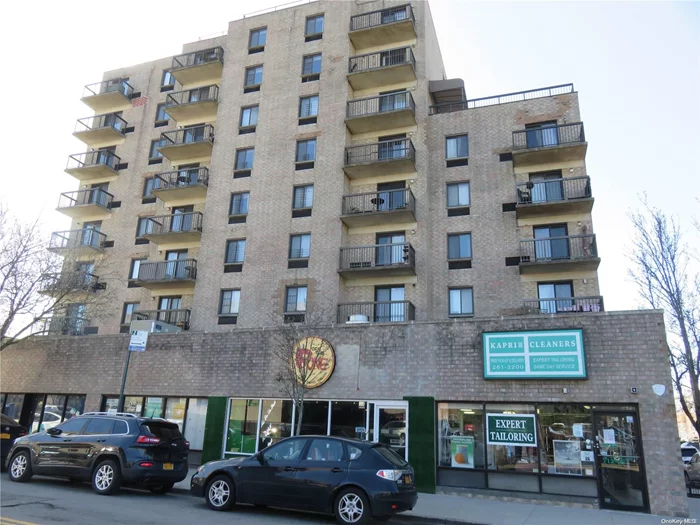 Premium Location in the HEART of Bayside. Steps to LIRR & Bus, Busy Commercial Bell BLVD & Northern Blvd! Convenient All! Elevator building, Large one Bed Room w/Walk in Closet, Open modern Kitchen w/Granite counter top & big Island , Harwood Floor through out, Big Living w/Sliding door to Balcony, Washer/Dryer each Floor. Move Right in Condition!